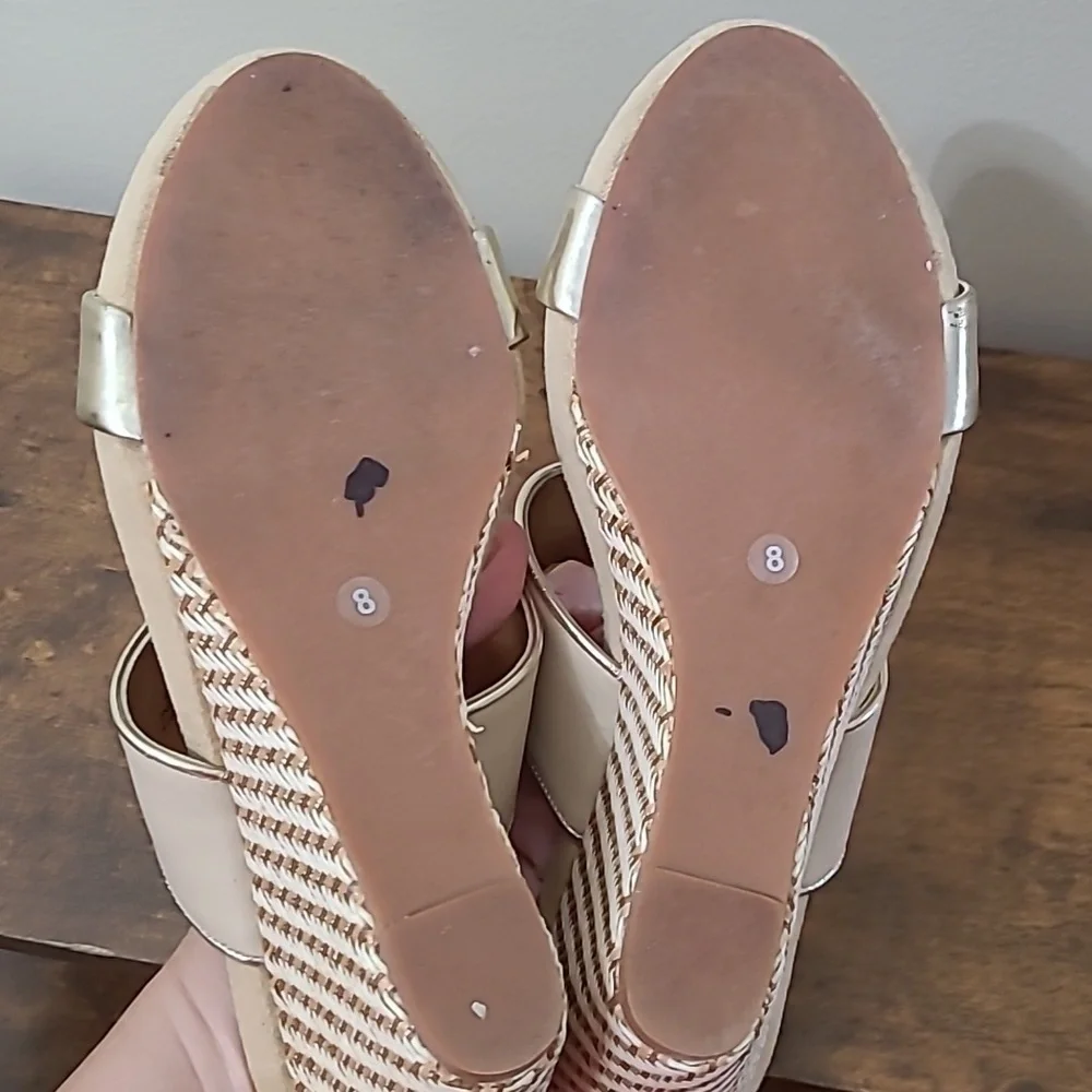 Chico's Gold and Cream Basketweave Wedge Sandal size 8